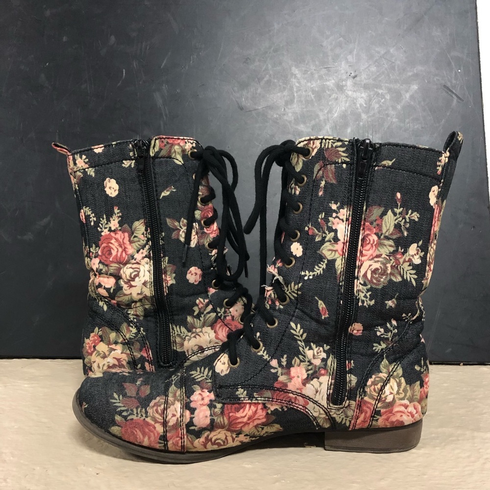 Size 10 Aeropostale Boots